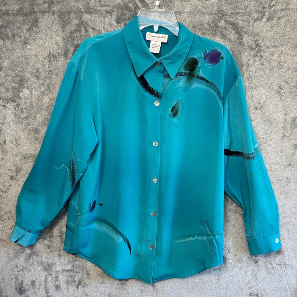 Graver Studio Small Teal Button-Up Blouse geometric long sleeve